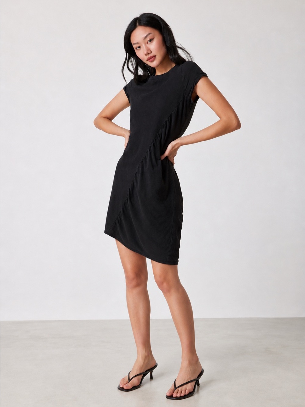 💜Firm Price💜Anthropologie T.La Ruched tee mini dress